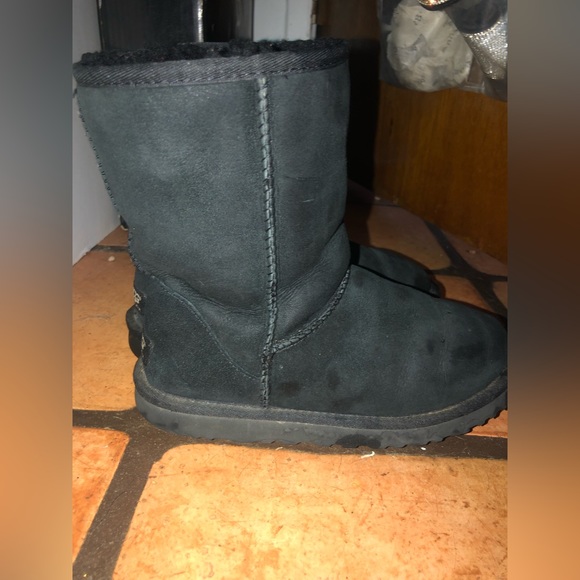 Ugg Snow Boots - Picture 4 of 8